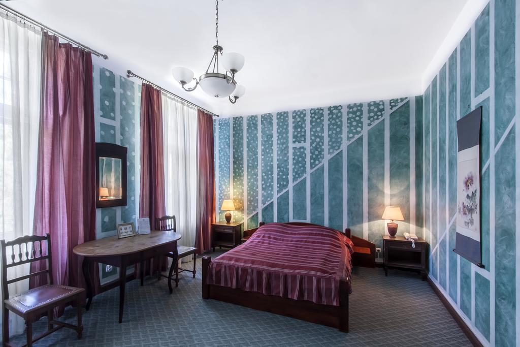 Palac Nieznanice Zabytek Goscinny Ze Spa 객실 사진